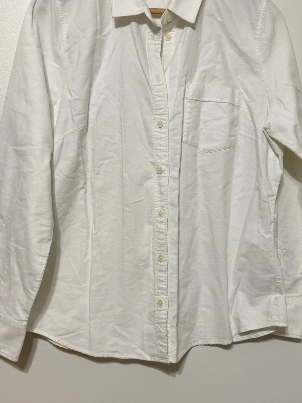 J. CREW Button Up Oxford Shirt Size Large White Cotton Women’s in signature fit